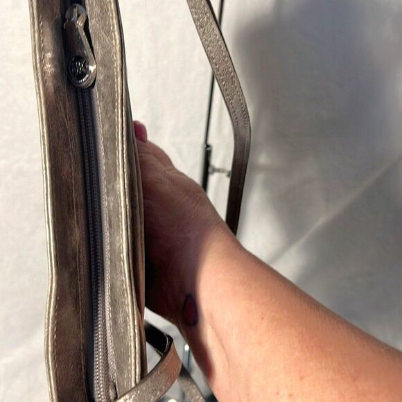 Michael Kors Webster Leather Ruched Clutch/Shoulder Bag - Picture 12 of 12